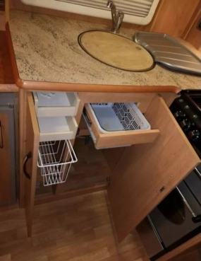                         Przyczepa kempingowa ACE, rok produkcji 2005 - zdjęcie 12
                        