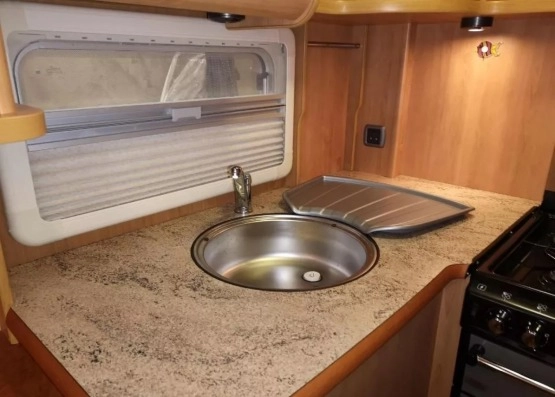                         Przyczepa kempingowa ACE, rok produkcji 2005 - zdjęcie 5
                        