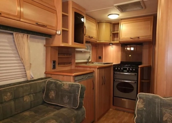                         Przyczepa kempingowa ACE, rok produkcji 2005 - zdjęcie 6
                        