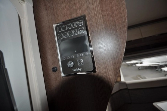                         Przyczepa kempingowa Hobby 720 UKFe prestige - zdjęcie 5
                        