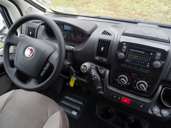                         KAMPER CHAUSSON TWIST V594 MAX DUCATO 2.0JTD NOWY! - zdjęcie 26
                        