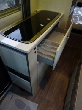                         KAMPER CHAUSSON TWIST V594 MAX DUCATO 2.0JTD NOWY! - zdjęcie 32
                        