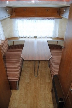                         ERIBA TROLL Zabytkowa! 4 os. z częścią łazienkową! Zarejestrowana! BDB - zdjęcie 8
                        