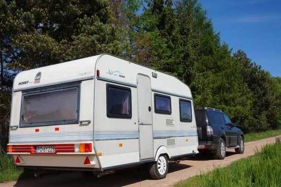                         Przyczepa kempingowa HOBBY CLASSIC BARDZO ZADBANA - zdjęcie 8
                        
