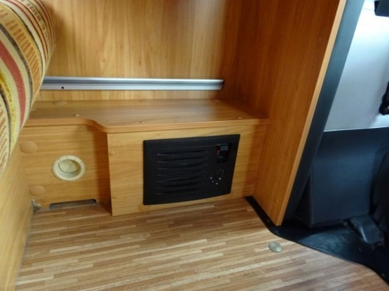                         KAMPER BURSTNER MARANO T640 DUCATO 2.3 JTD 2006 - zdjęcie 11
                        