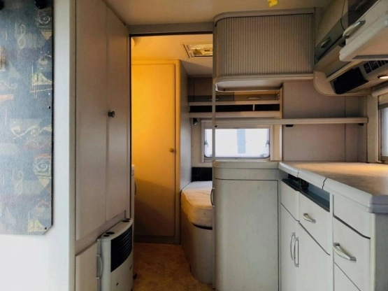                         Przyczepa kempingowa HOBBY EXCELLENT 495 - zdjęcie 4
                        