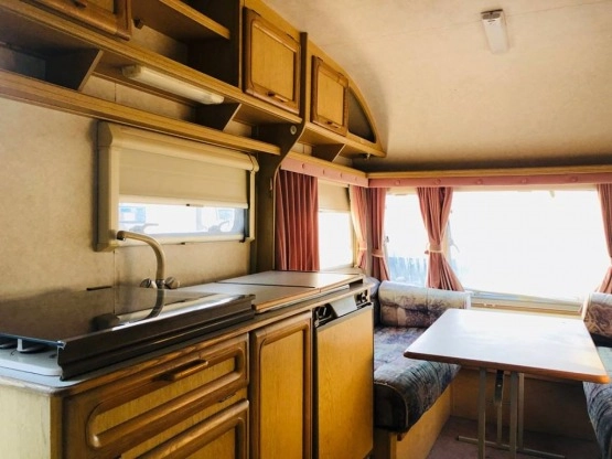                         Przyczepa kempingowa COACHMAN MIRAGE - zdjęcie 5
                        