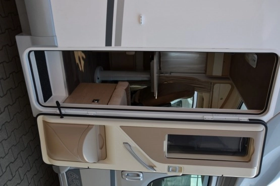                         ILUSION CARAVANING XMK 650 H PLUS 2.0 130KM tylko 6.60m ! - zdjęcie 10
                        