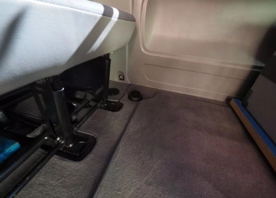                         Sprzedam Opel Vivaro I - zdjęcie 21
                        