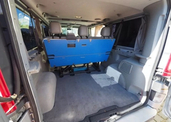                         Sprzedam Opel Vivaro I - zdjęcie 4
                        