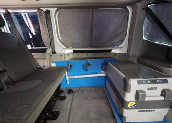                         Sprzedam Opel Vivaro I - zdjęcie 5
                        