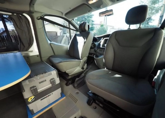                         Sprzedam Opel Vivaro I - zdjęcie 7
                        