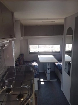                         Sprzedam przyczepę 4-osobową Beyerland - zdjęcie 9
                        