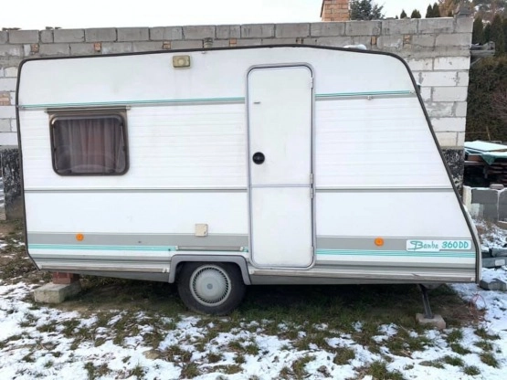                         Przyczepa Kempingowa Caravelair + przedsionek - zdjęcie 1
                        