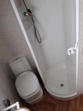                         Przyczepa kempingowa Lunar Freelander 524 - 2000 rok - zdjęcie 13
                        