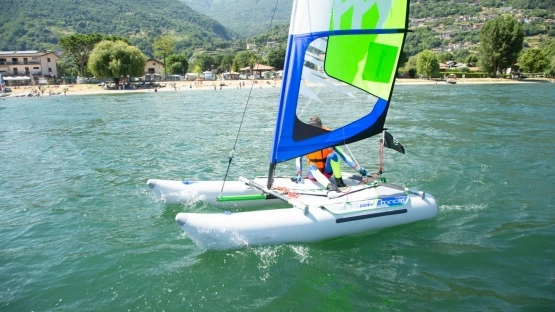                         katamaran pompowany Minicat Guppy - zdjęcie 1
                        