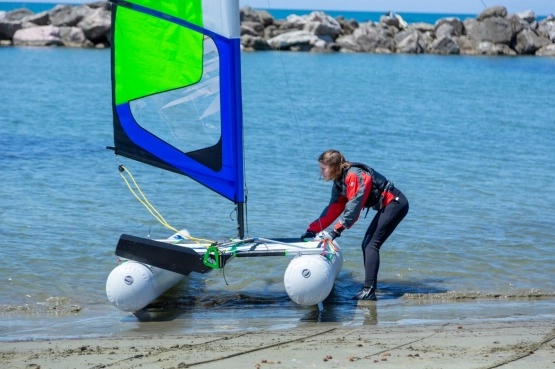                         katamaran pompowany Minicat Guppy - zdjęcie 7
                        