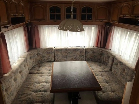                         Przyczepa Hobby 610 - zdjęcie 12
                        