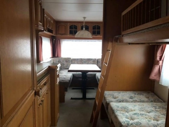                         Przyczepa Hobby 610 - zdjęcie 16
                        