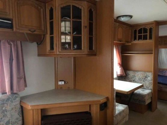                         Przyczepa Hobby 610 - zdjęcie 2
                        