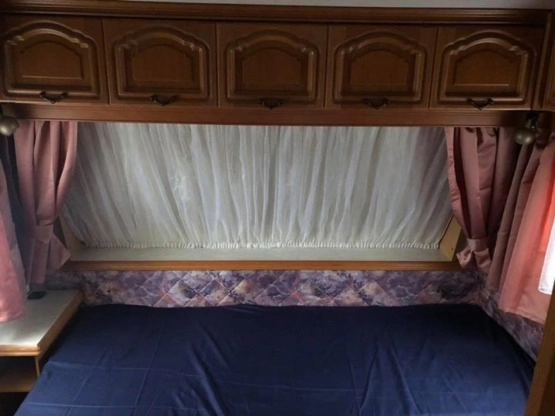                         Przyczepa Hobby 610 - zdjęcie 8
                        