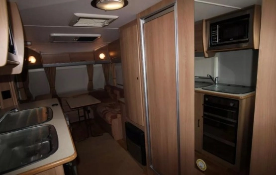                         Przyczepa Elddis, 2009 rok - zdjęcie 7
                        