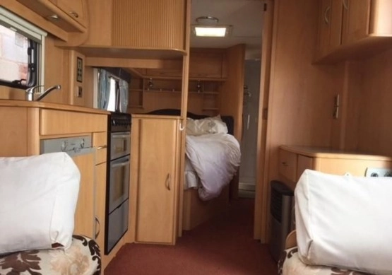                         Przyczepa Lunar LEXON EW - zdjęcie 3
                        