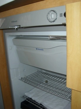                         przyczepa kempingowa Hobby Knaus Eufelland 500 2006r.  - zdjęcie 10
                        