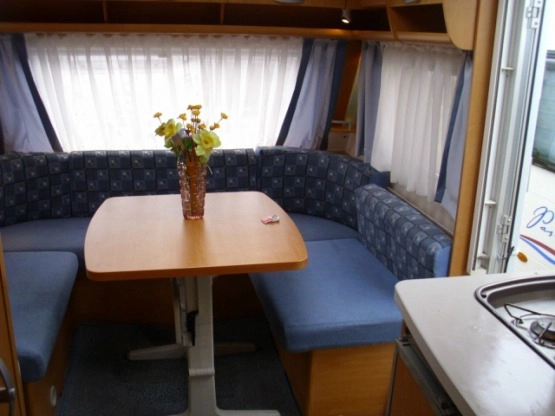                         przyczepa kempingowa Hobby Knaus Eufelland 500 2006r.  - zdjęcie 5
                        