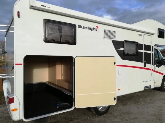                         Kamper Wrocław wynajem - zdjęcie 1
                        