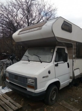                         Sprzedam Kamper Dukato 2.5  88r - zdjęcie 8
                        