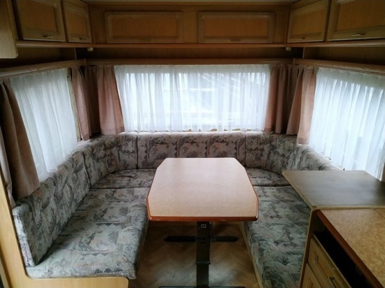                         Przyczepa kempingowa Wilk 500, 1993 rok, 4-5 osobowa - zdjęcie 9
                        