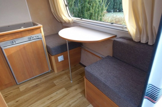                         Nowa Przyczepa Kempingowa 3-osobowa produkcji Niewiadów model N126D. DMC 750kg. - zdjęcie 5
                        