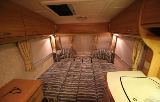                         Przyczepa kempingowa Swift z 2003 roku - zdjęcie 12
                        