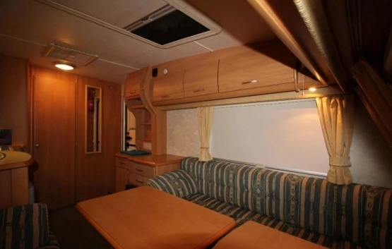                         Przyczepa kempingowa Swift z 2003 roku - zdjęcie 14
                        