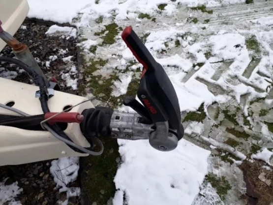                         Sprzedam przyczepę Avandale Dart 475, 4-osobowa - zdjęcie 3
                        