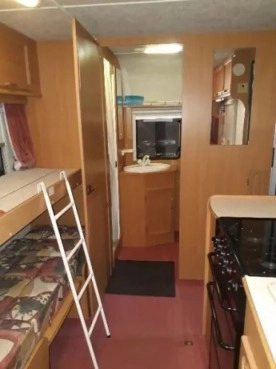                         Sprzedam przyczepę Avandale Dart 475, 4-osobowa - zdjęcie 8
                        