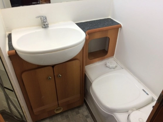                         Fiat Ducato Mirage typu Integra 2,8 diesel,zarejestrowany - zdjęcie 6
                        