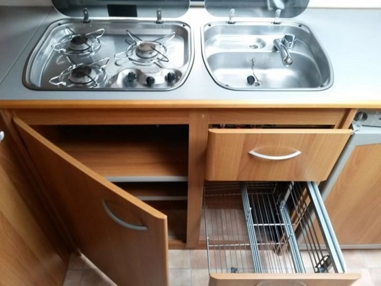                         Przyczepa kempingowa Knaus Eurostar 500 - zdjęcie 11
                        