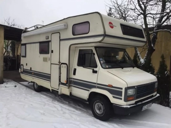                         Kamper Peugeot J5 Burstner A620 2.5D 1990 r. - zdjęcie 1
                        