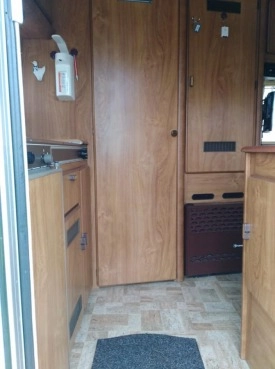                         Camper Fiat Ducato 2,5D HYMER CAMP ERIBA 565, rok 1991 - zdjęcie 8
                        