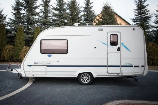                         Przyczepa Kempingowa Sterling Vitesse 460 2005 rok - zdjęcie 2
                        