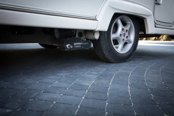                         rzyczepa kempingowa AVONDALE AVOCET 2os 2005 – MOTOR MOVER (parkowanie z pilota) - zdjęcie 2
                        