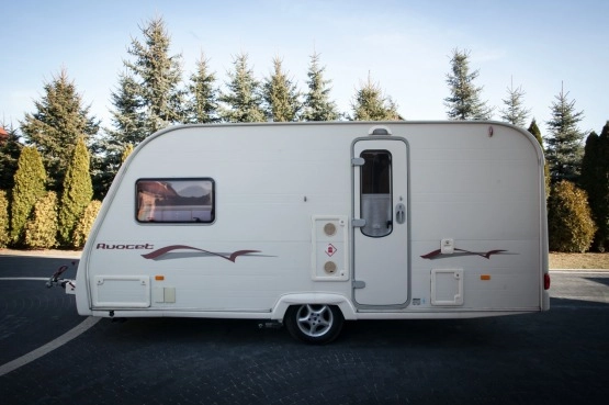                         rzyczepa kempingowa AVONDALE AVOCET 2os 2005 – MOTOR MOVER (parkowanie z pilota) - zdjęcie 3
                        