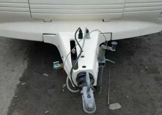                         Przyczepa AVONDALE z 1998 roku - zdjęcie 5
                        