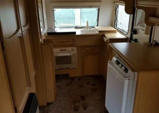                         Przyczepa AVONDALE z 1998 roku - zdjęcie 7
                        