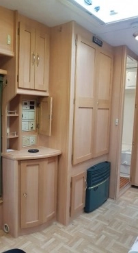                         Przyczepa z 2004 Elddis SUSSEX SALVINGTON - zdjęcie 4
                        