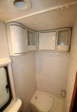                         Przyczepa Adria 530 z 2005 roku - zdjęcie 20
                        