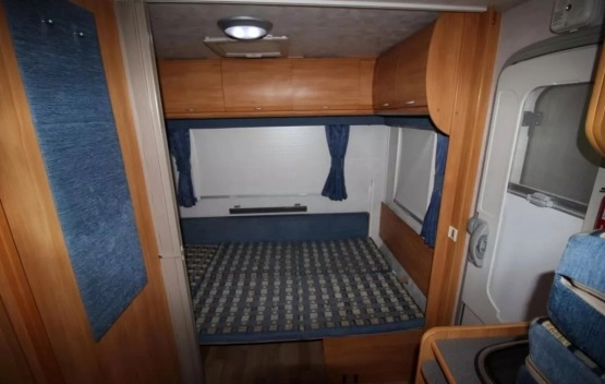                         Przyczepa Adria 530 z 2005 roku - zdjęcie 22
                        