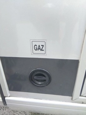                         Frankia i700 Rolls-Royce zimowy, full wyposażenie, gigant, GARAŻ, klima, SAT + 2 TV - zdjęcie 16
                        